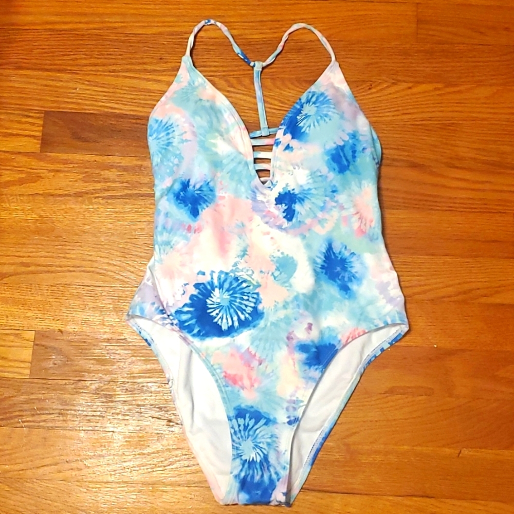 Womens one piece swim suit size medium